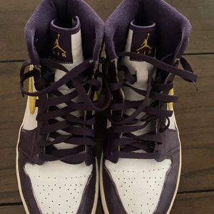 Jordan 1 grand purple strap
